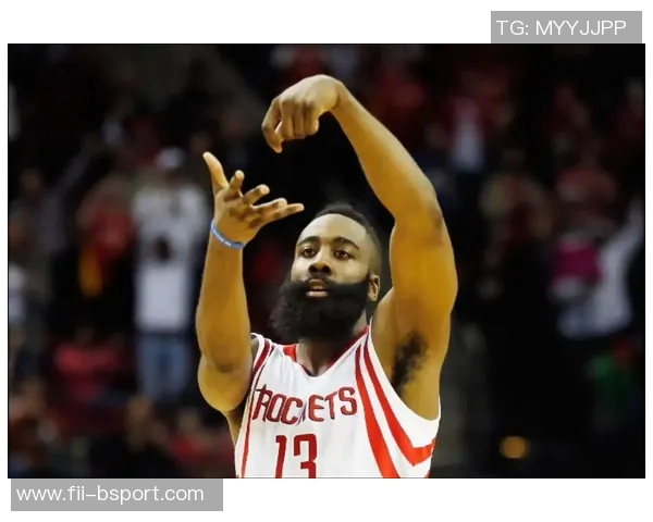 哈登年满36岁，连续5场场均38.4分，单场高分之路再创辉煌，打破詹姆斯纪录！